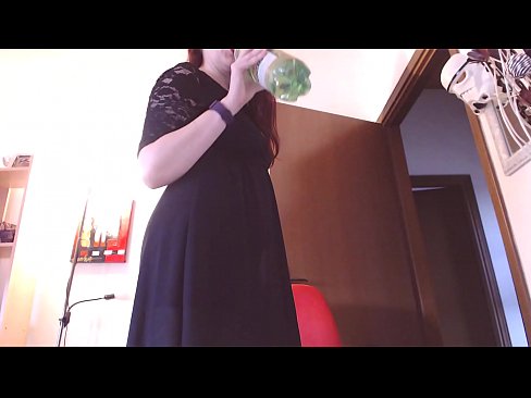 ❤️ Pokorna sužnja, ki obožuje umazane in sočne spodnjice, je po ogledu tega videa prisiljena masturbirati! ️❌  Seks pri nas ﹏
