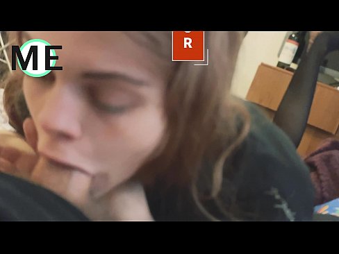 ❤️ Grlo kurac, raztrgane hlačne nogavice in raztrgane pete lepo spoznati ️❌  Seks pri nas ﹏